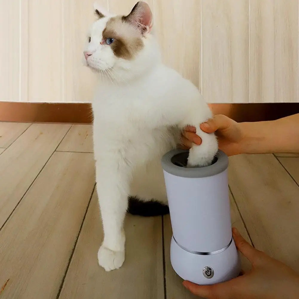 Automatic Pet Paw Cleaner Cup – USB Rechargeable with Soft Silicone Bristles