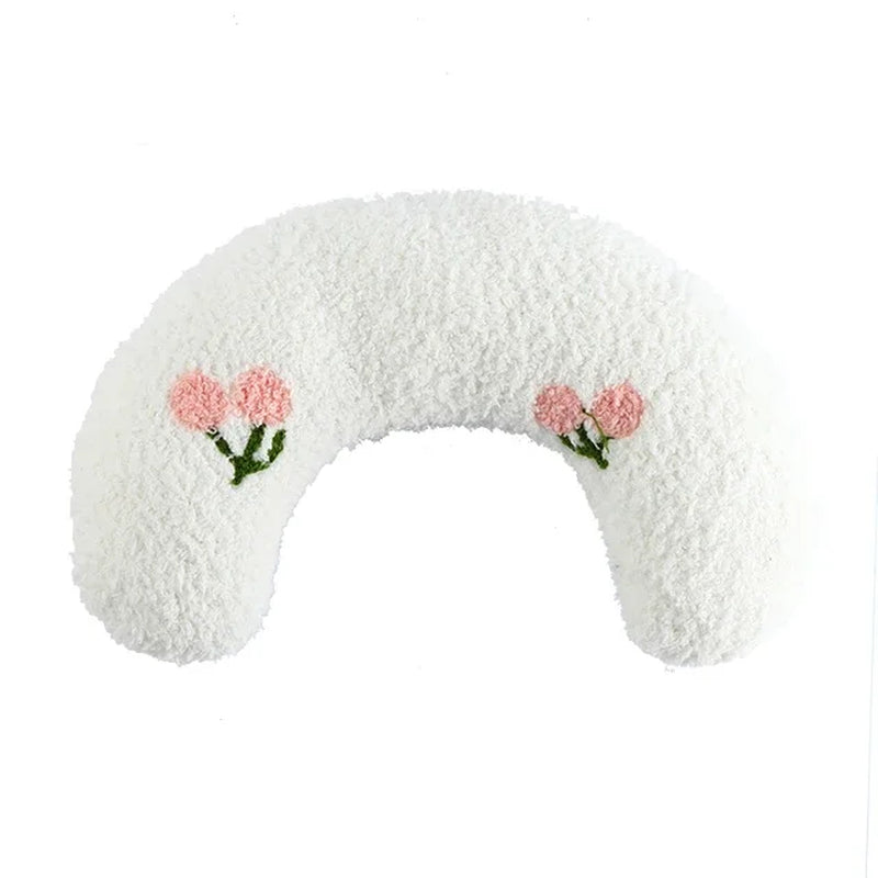 U-Shaped Pet Pillow – Soft Neck & Headrest for Cats and Small Dogs