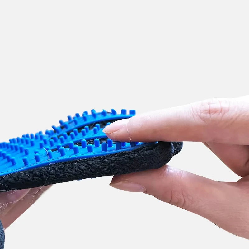 Pet Grooming Glove – Deshedding Brush & Massage Tool for Cats & Dogs